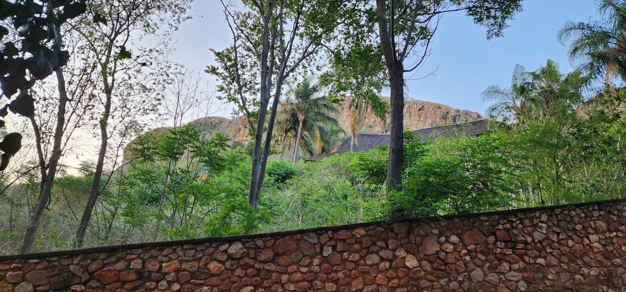 Bali At Scenic Haven Lodge In Hartbeespoort Esterno foto