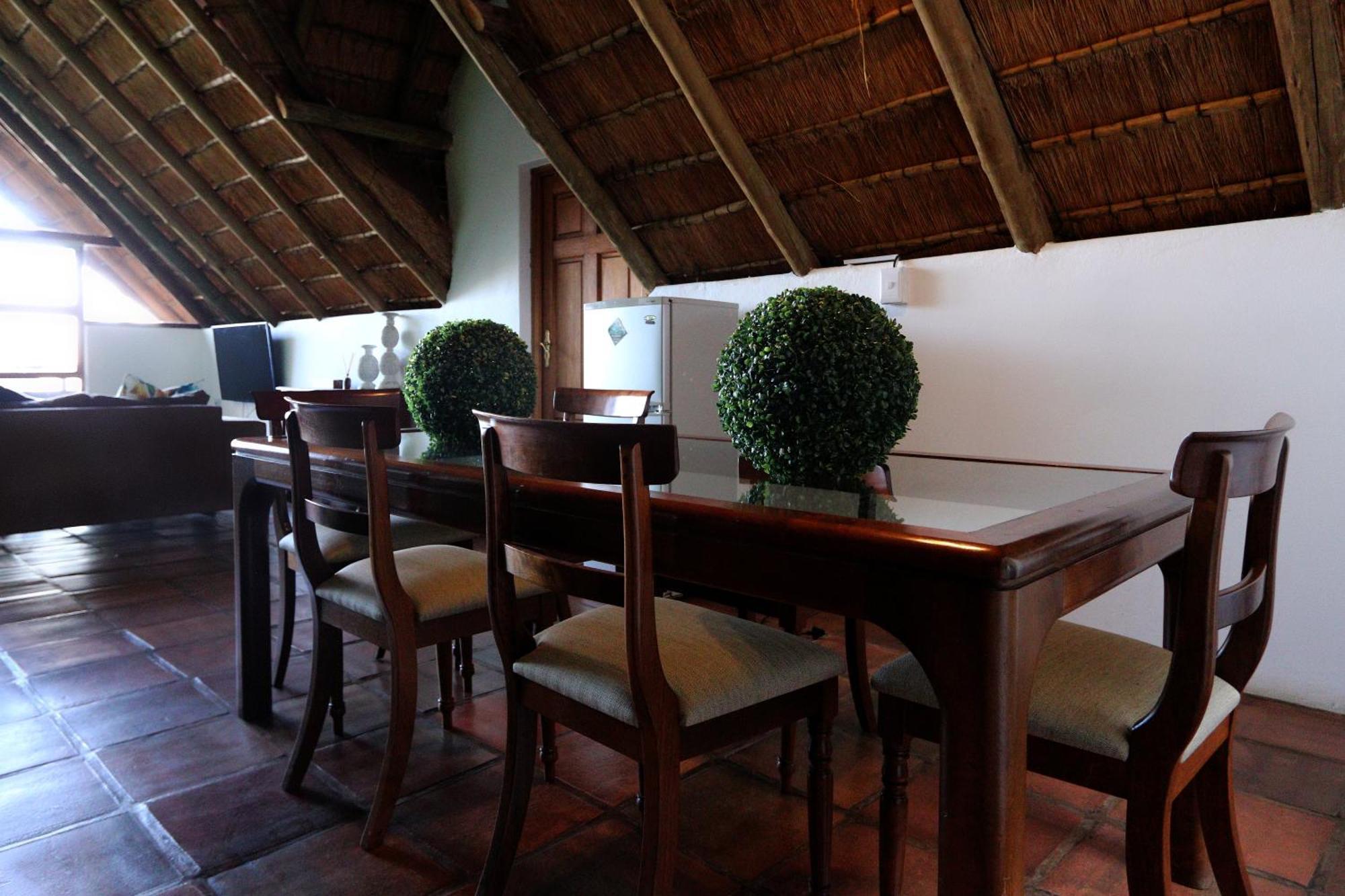 Bali At Scenic Haven Lodge In Hartbeespoort Esterno foto