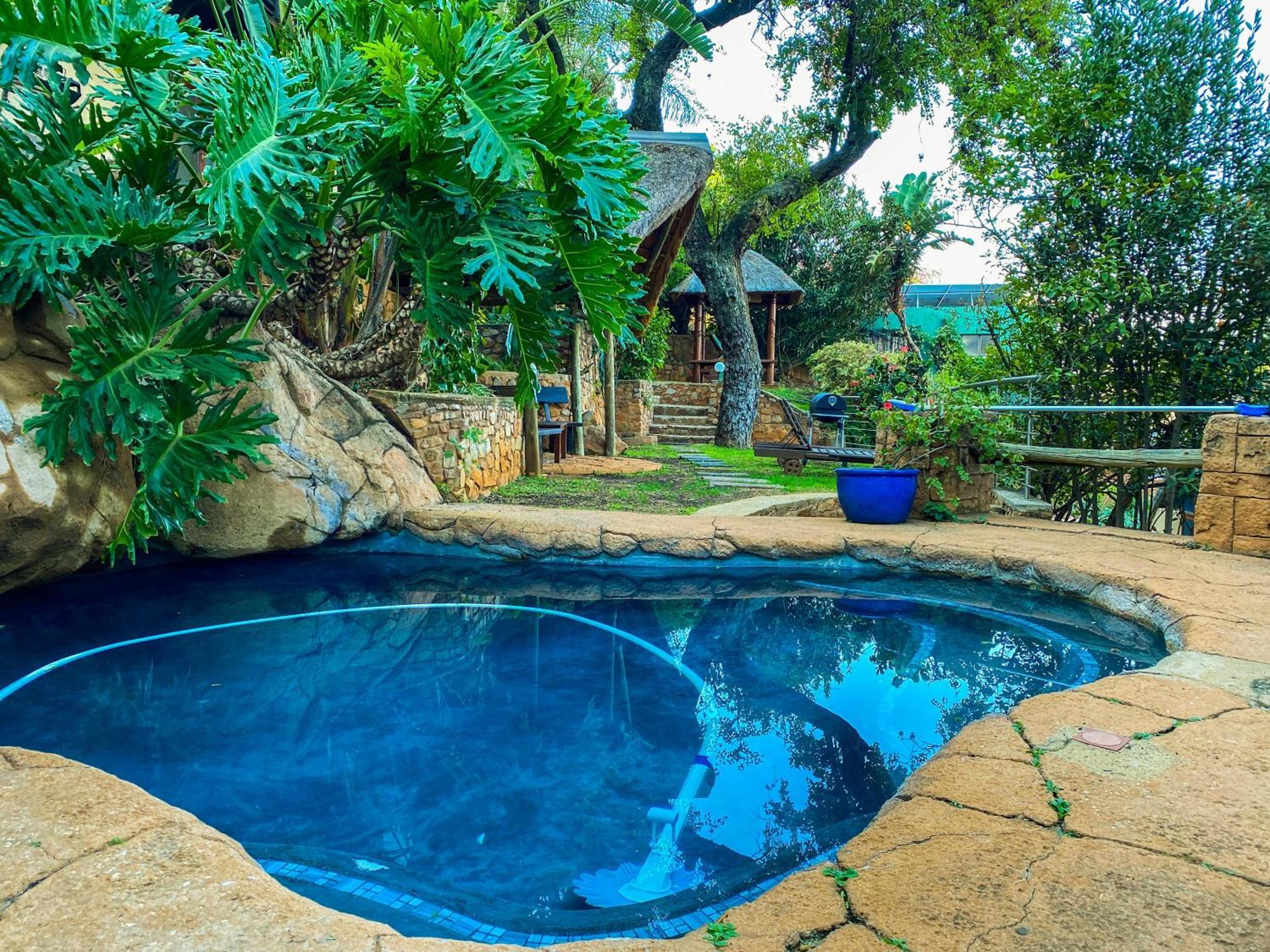 Bali At Scenic Haven Lodge In Hartbeespoort Esterno foto